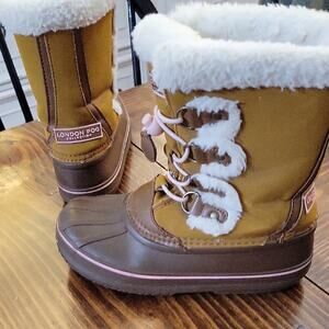 London Fog Collection Hackney Faux Fur Boots Girls Sz 1 Tan & Pink